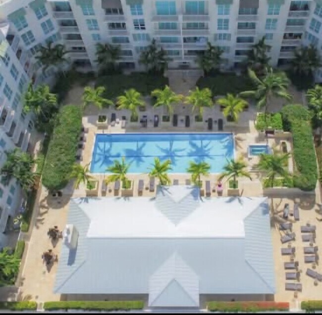 Photo - 480 Hibiscus St