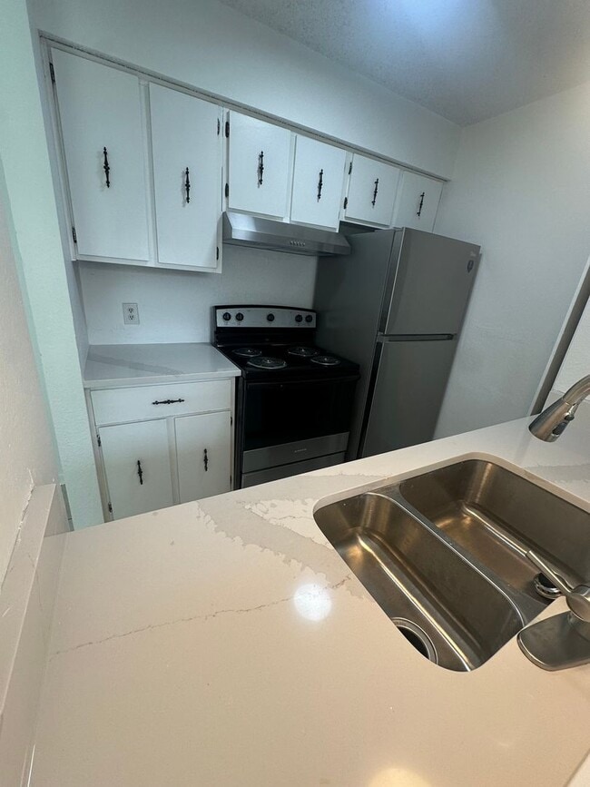 Photo - 1725 Ridge Oak Pl