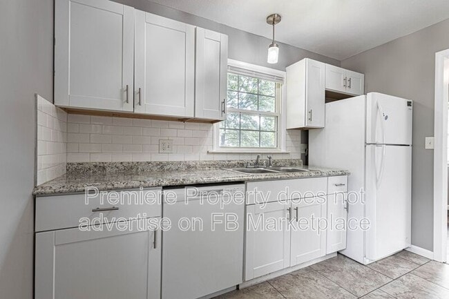 Photo - 3320 S Sterling Ave