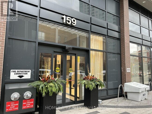 Photo - 159 Wellesley St E Unit 303