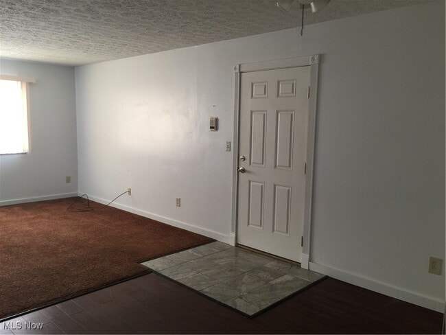 Photo - 3695 Indian Run Dr Unit 8