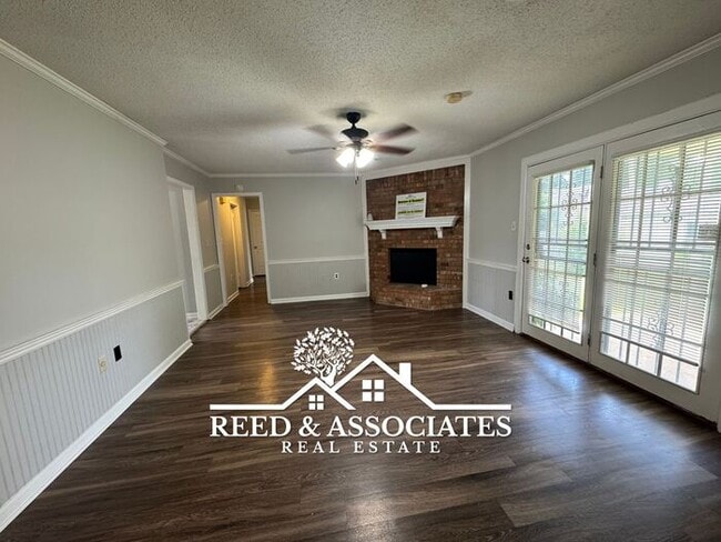 Photo - 3 Bedroom in Hickory Ridge - South Riverdale