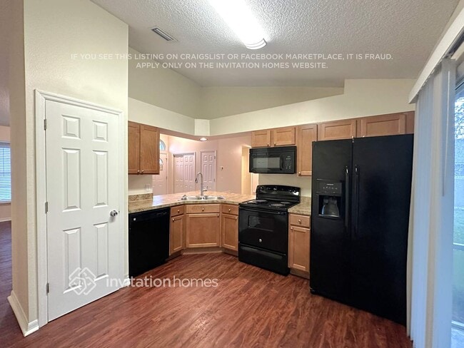 Photo - 1771 Meredith Ave