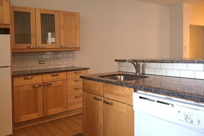 Photo - 5350-5358 S. Maryland Avenue