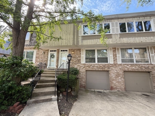 Building Photo - 1924 Wilmette Ave Rental