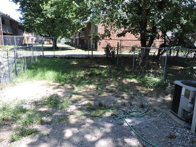 Photo - 143 Spruance Rd