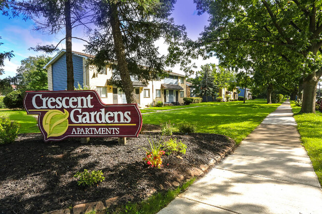 Crescent Gardens Apartments - Crescent Gardens Apartments