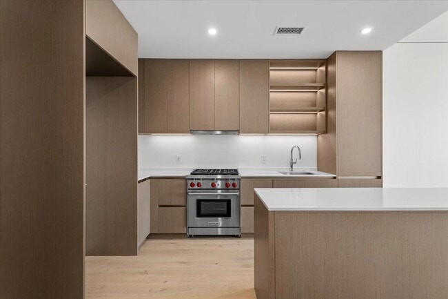 Photo - 610 Davis St Unit 1809