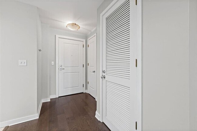 3338 Peachtree Rd NE Unit 1105