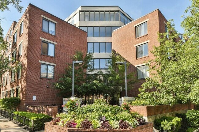 Photo - 85 Brainerd Rd Unidad 307