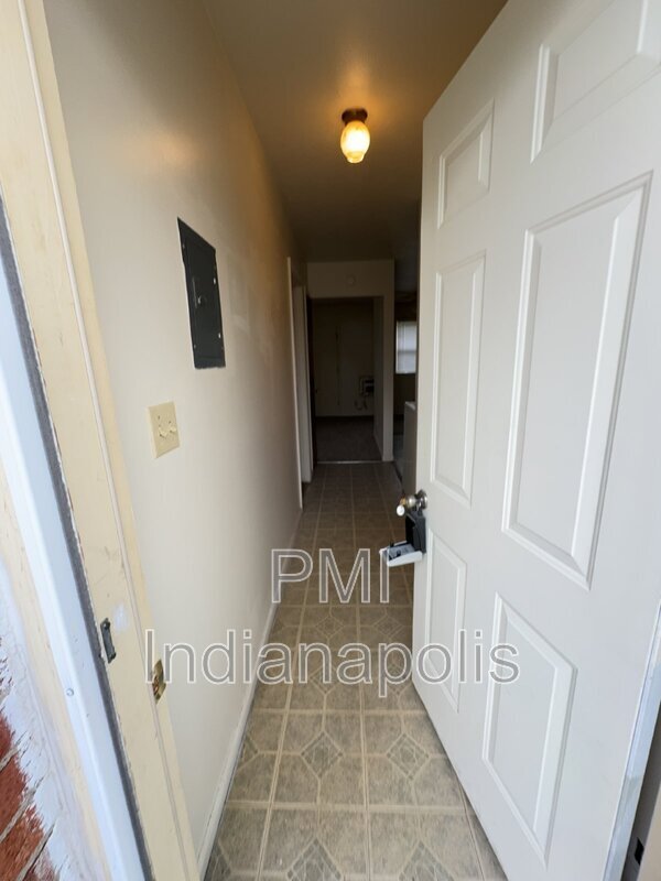 Photo - 122 W William Dr Unit B
