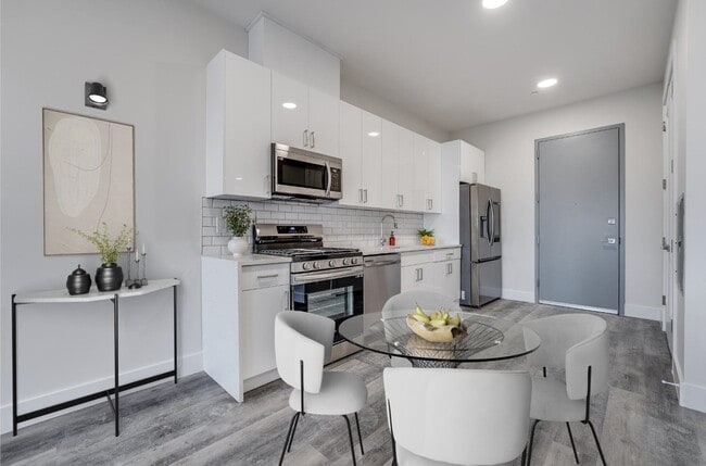 Building Photo - 3443 John F. Kennedy Blvd Unit 505