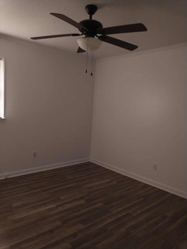 Photo - 1600 Woodland Dr