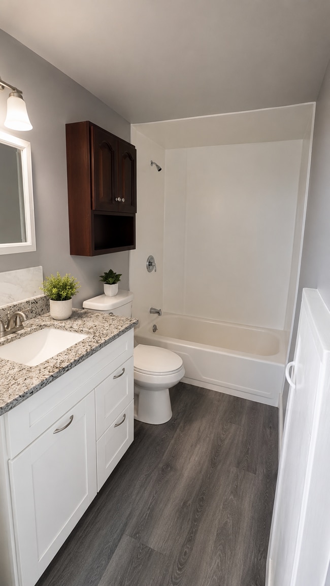 Building Photo - 49 Garden View Ter Unit #4924