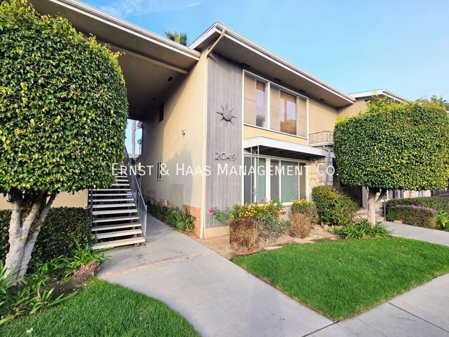 Photo - 2049 E 3rd St Unit #09