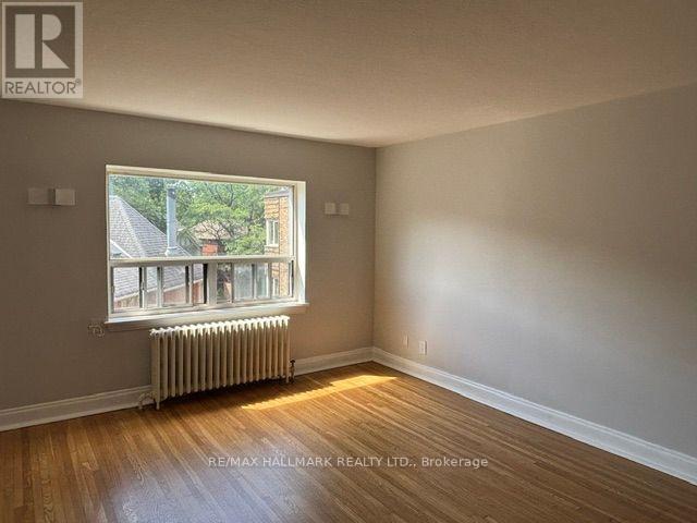 Photo - 111 Oriole Pkwy