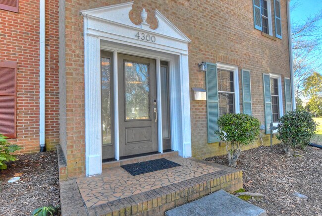 Front door - 4300 Silo Ln