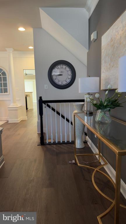 Photo - 714 Perthshire Pl