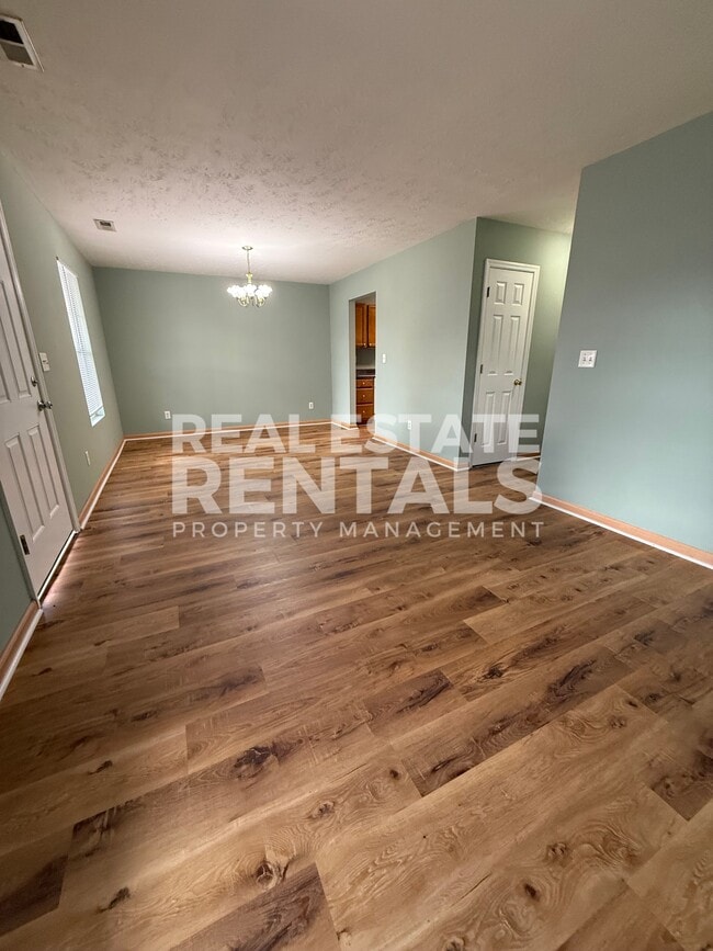 Photo - 1304 Pierce Ave