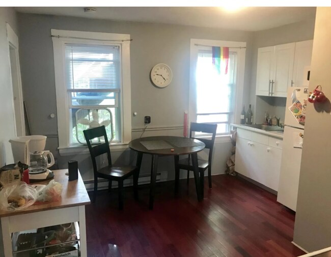 Photo - 265 Bolton St Unit 2