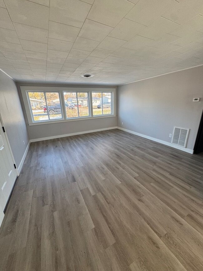 Photo - 2635 Corvalis Ave