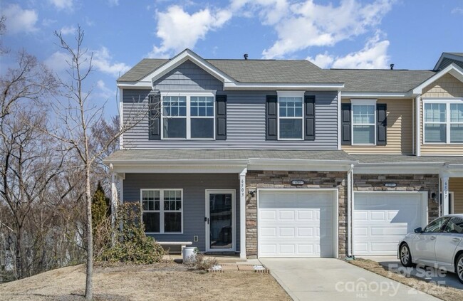 Photo - 6503 Revolutionary Trl Townhome