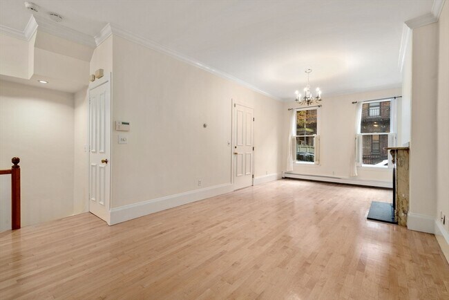 Photo - 32 Lawrence St Unit 1