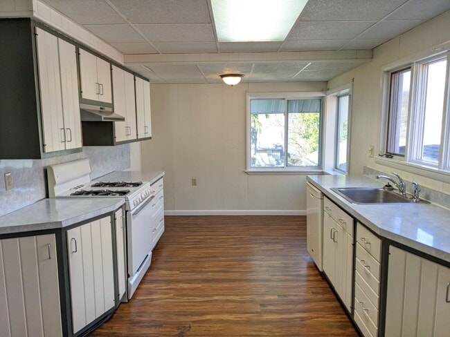 Photo - Nice 3 BR, 1 Bath House for Rent