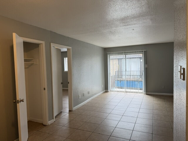 3737 Hillcroft Apartments