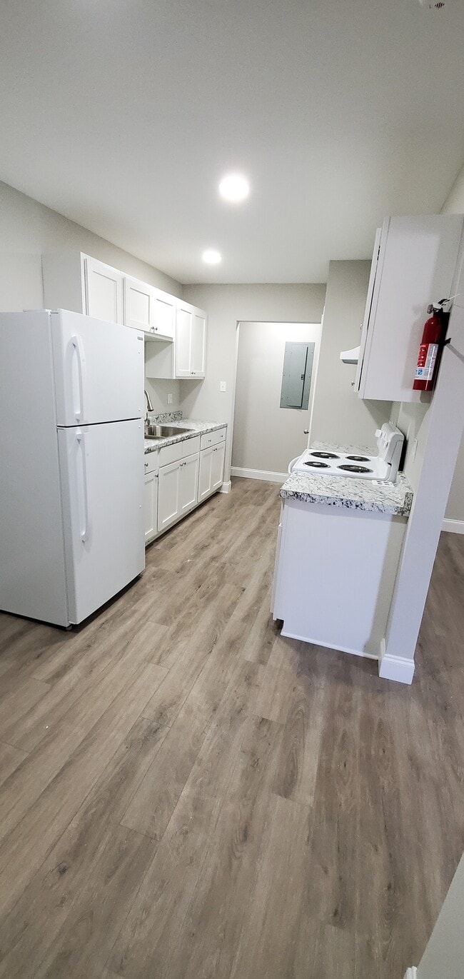 Galley Kitchen - 8552 Rush Ave