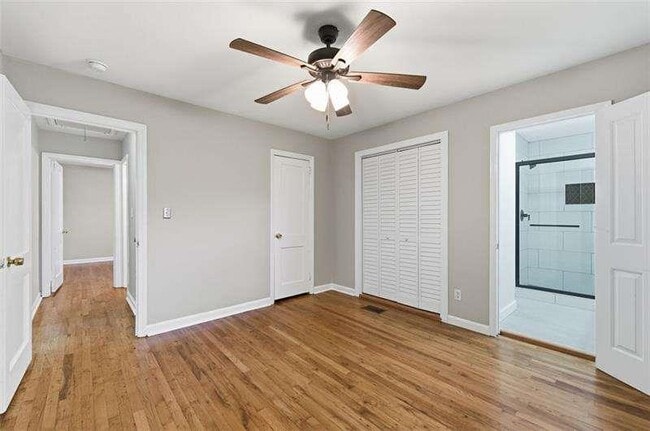 Photo - 1003 Valley Dr