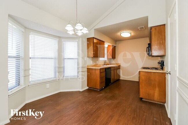 Photo - 1120 Andrew St