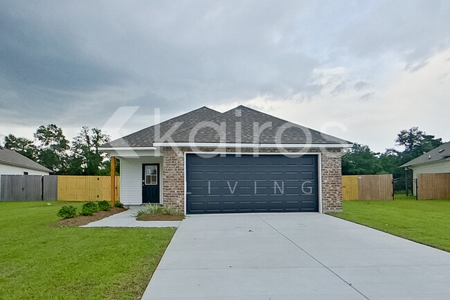 Photo - 13769 Pinyon Dr House