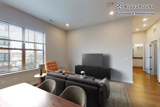 Photo - 332 Halstead Ave Unidad FL1-ID2323A