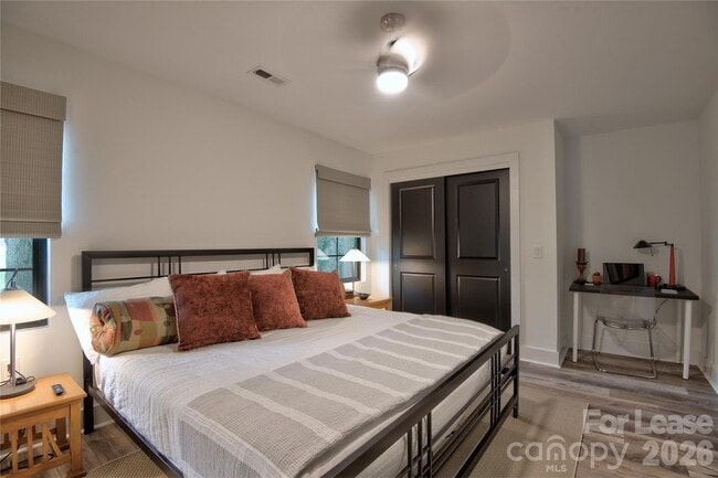 3945 Rockfern Rd