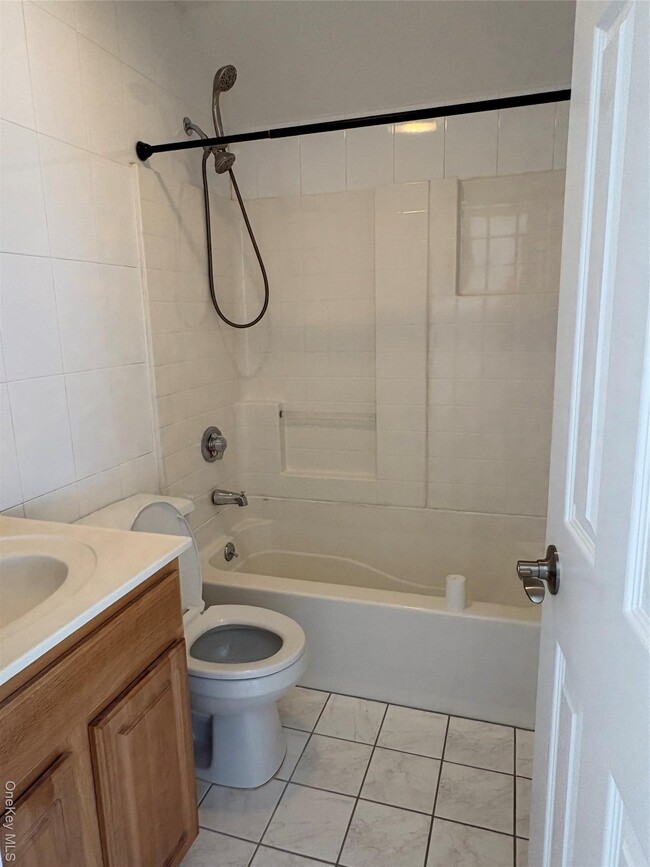 Photo - 17 W 20th Rd