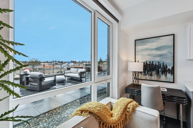 Photo - Koz on Alderwood Mall Blvd