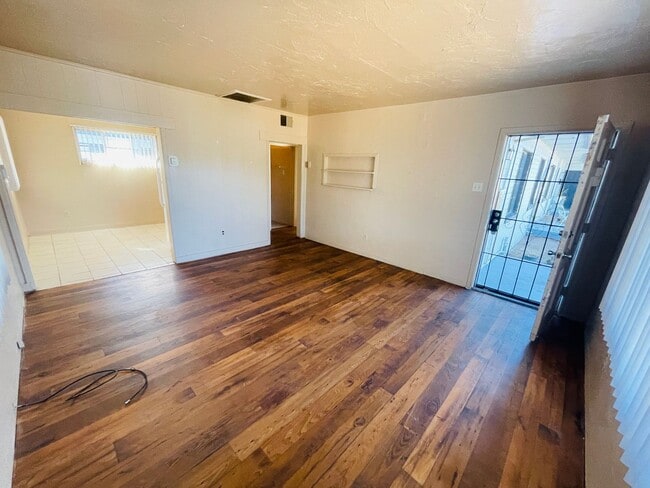 Photo - Casita Style Apartments In Tucson's Historical Neighborhoods! Unit Forg2124C