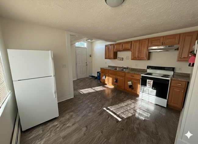 Building Photo - 22-24 Green St Unit 22-2