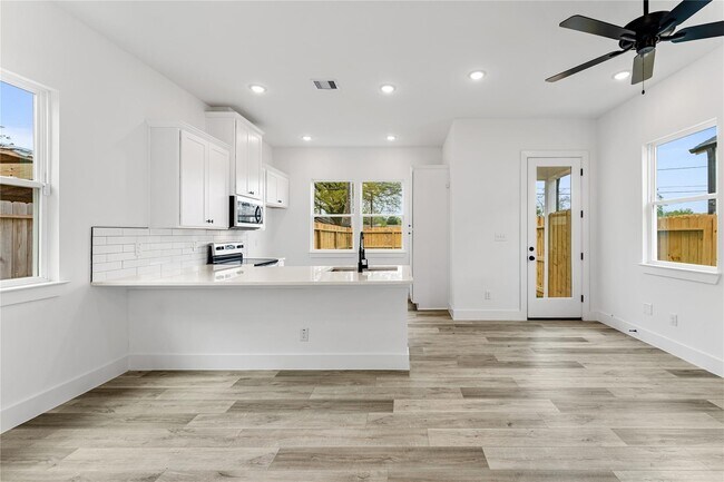 Photo - 8506 Wileyvale Rd