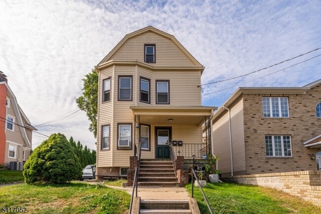 Building Photo - 27 Monsignor Owens Pl Unit 2