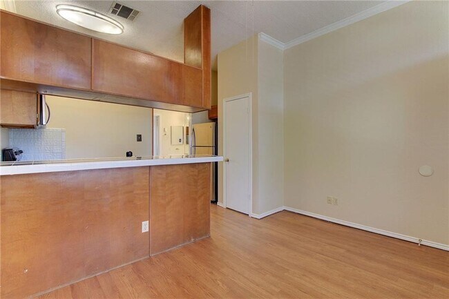 Photo - 2802 Nueces St Unit 206