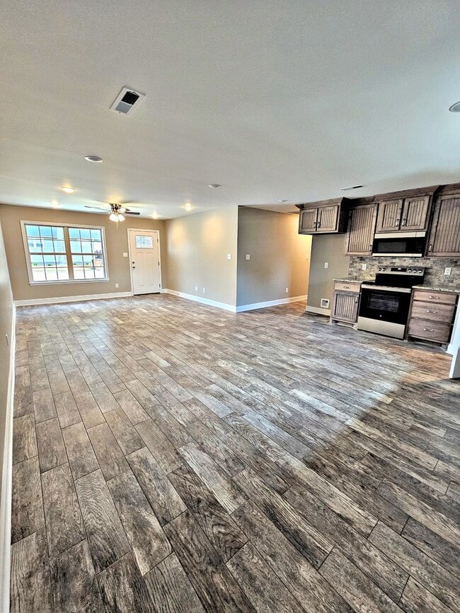 Photo - House for Rent - Hartselle - Brand New