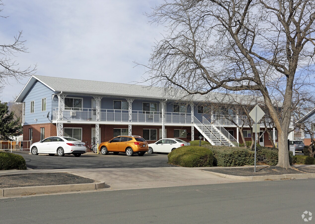 ¡Colonial Manor Apartaments - Colonial Manor Apartments