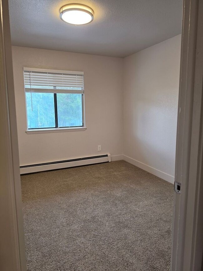 Photo - Clean upstairs 2 bedr.1 bath condo