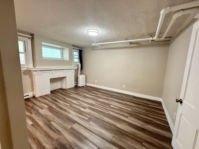Photo - 1575 N Gaylord St Unit 9