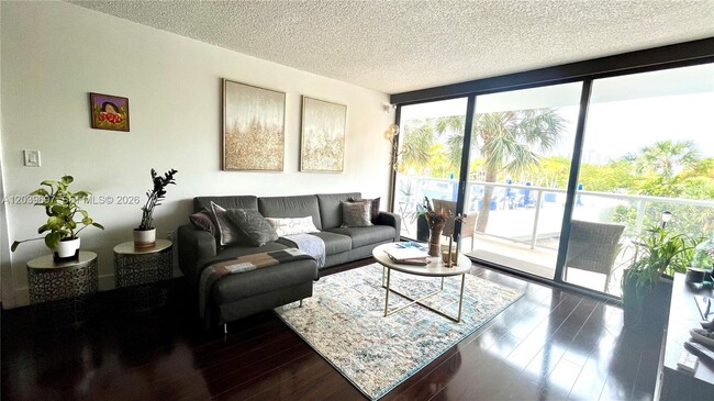 Photo - 3701 N Country Club Dr Unit 304