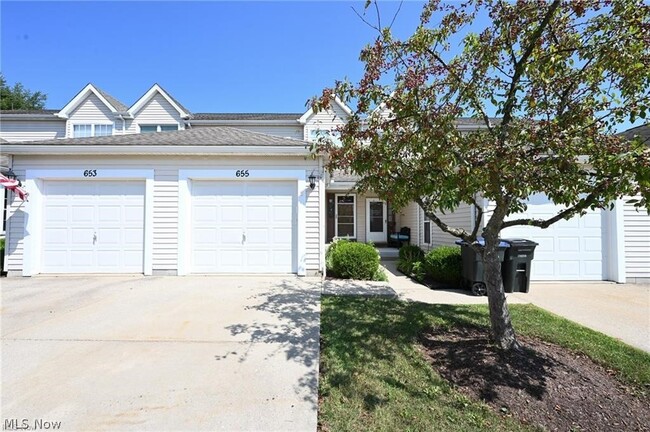 Photo - 655 Almas Ct