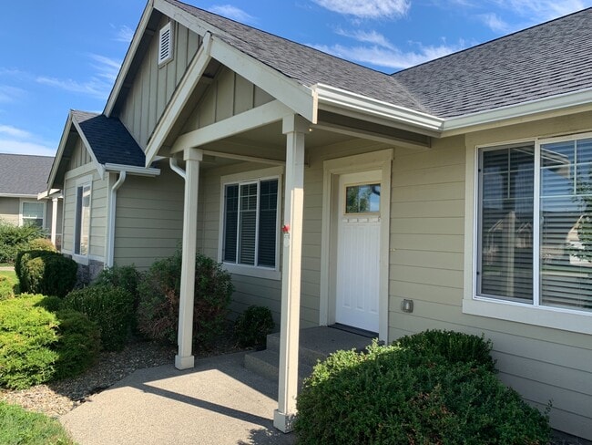 Photo - Spacious 4 Bed 2 Bath Home in Ellensburg