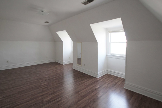 Photo - 512 S Trenton Ave Apartments Unit 3